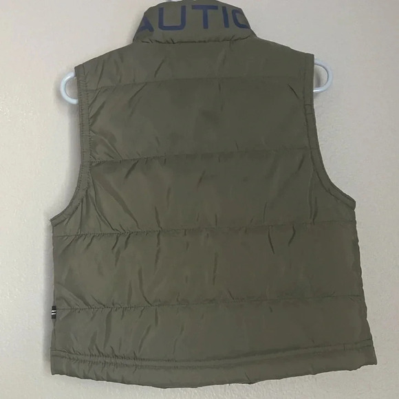 Kids Nautica Puffer Vest in Forest Green with a blue interior. Size 24 months - Picture 3 of 13